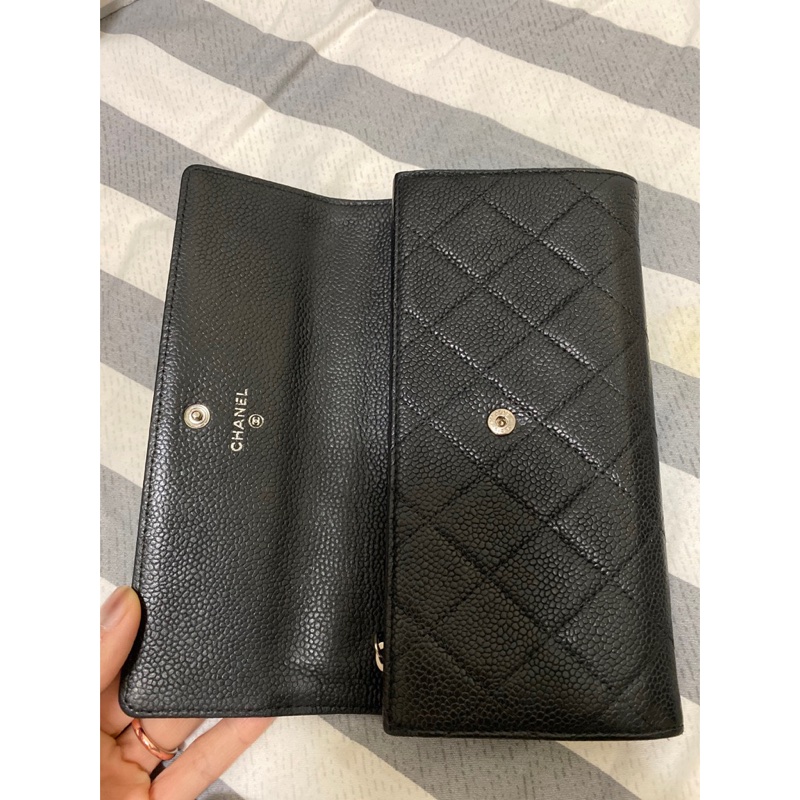 香奈兒荔枝牛皮兩折長夾-1