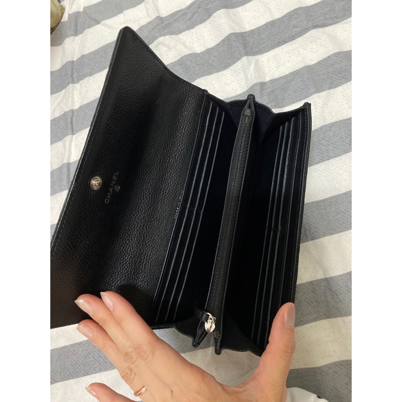 香奈兒荔枝牛皮兩折長夾-2