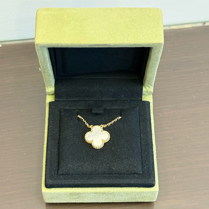 VCA經典白色四葉草項鍊-5