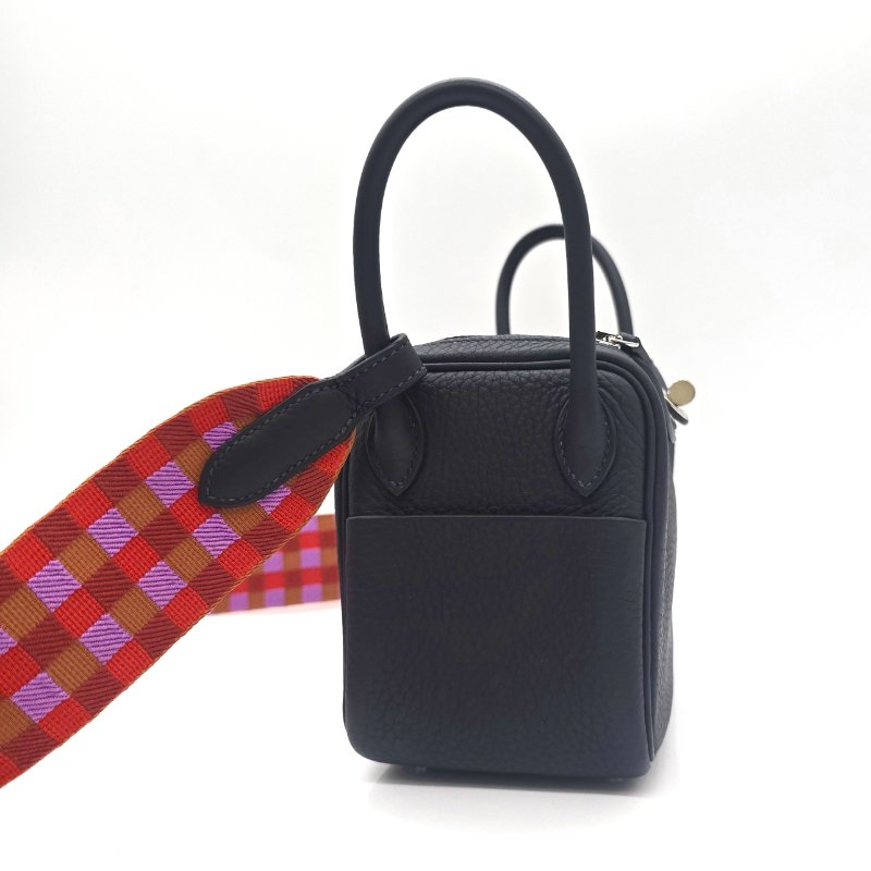 全新【台灣購證⚡免配貨】 HERMÈS|黑銀編織肩帶|LINDY MINI 19|U刻・現貨直出-3
