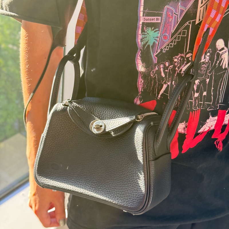 全新【台灣購證⚡限量款】 HERMÈS|黑銀編織肩帶|LINDY MINI 19 MAXI QUADRILLE |U刻・現貨直出-1