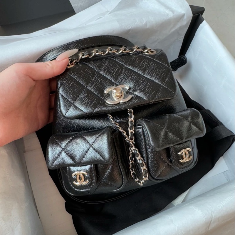 🎀 CHANEL 香奈兒 Mini Duma 小青蛙 精緻雙口袋後背包 小號-5