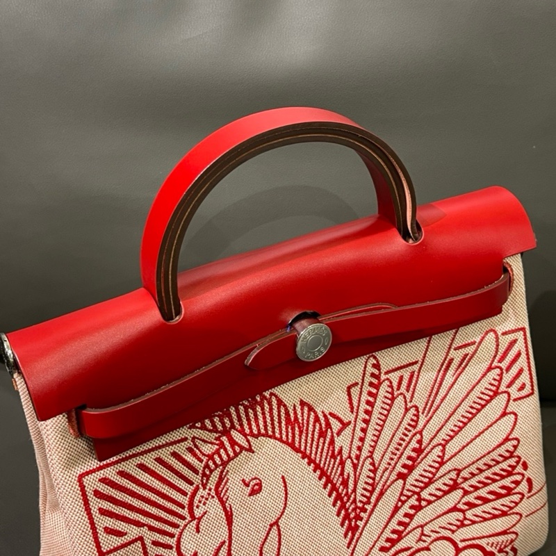 Hermes爱马仕Herbag31马鞍皮拼红色飞马-6