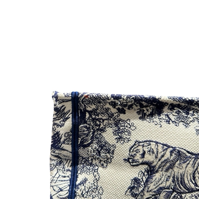 DIOR BOOK TOTE MEDIUM-12