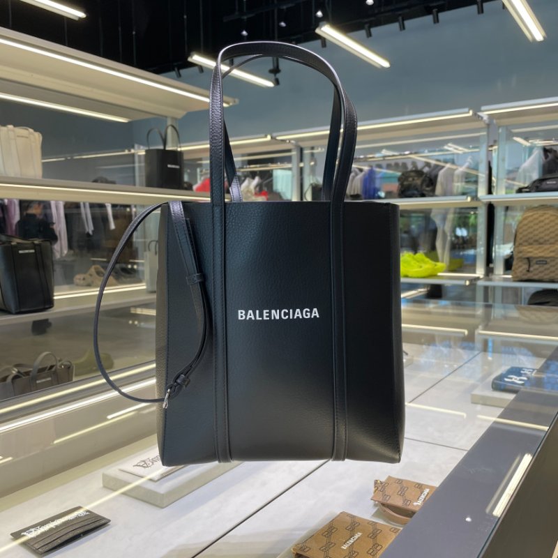 🎉新品好折扣✨Balenciaga Every Day 551810 XS 小牛皮托特包 黑色/附可拆卸調節肩背帶-1