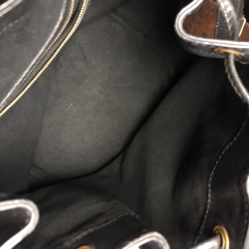 LV水筒包含皮夾、鑰匙包-8