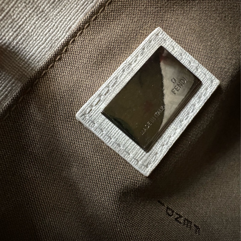 FENDI 白色經典老花圖案迷你托特包/ 手提包-11