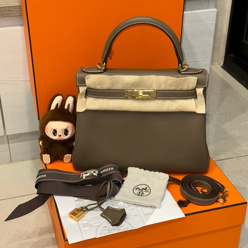 全新帶膜全配🈶️今年台灣購證❤️ #愛馬仕 #kelly28 #大象灰 #金釦 #凱莉28 K28-4