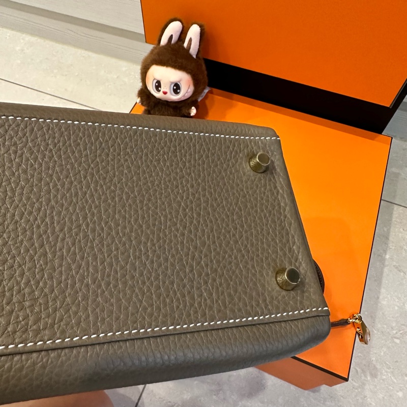 全新帶膜全配🈶️今年台灣購證❤️ #愛馬仕 #kelly28 #大象灰 #金釦 #凱莉28 K28-20