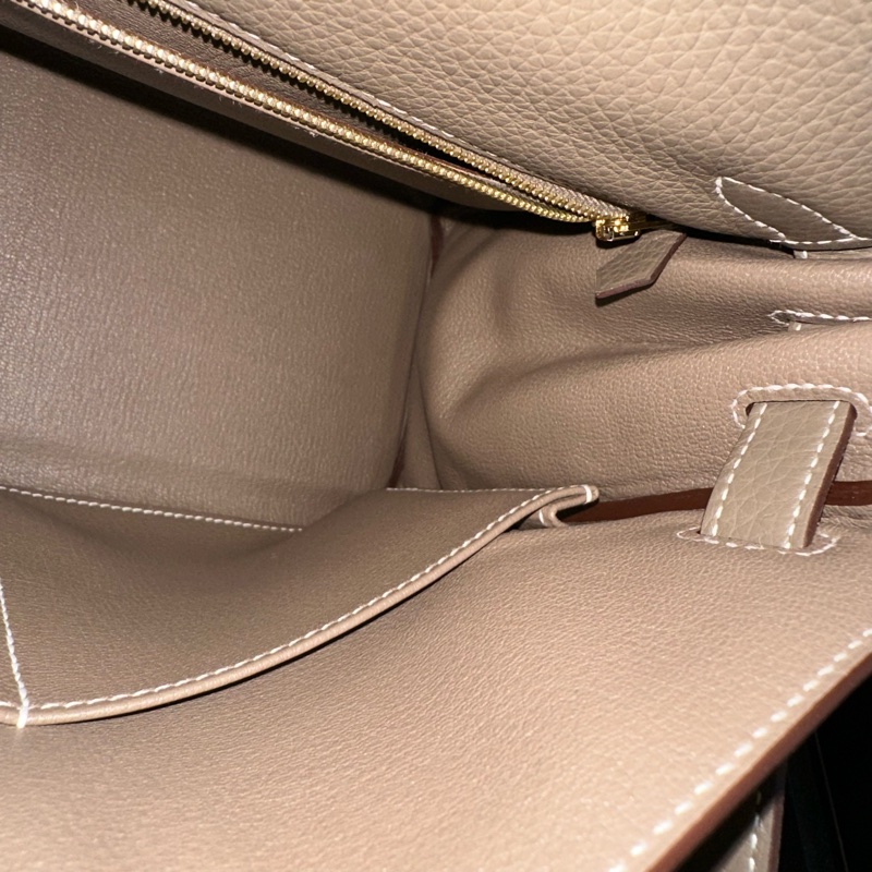 全新帶膜全配🈶️今年台灣購證❤️ #愛馬仕 #kelly28 #大象灰 #金釦 #凱莉28 K28-26