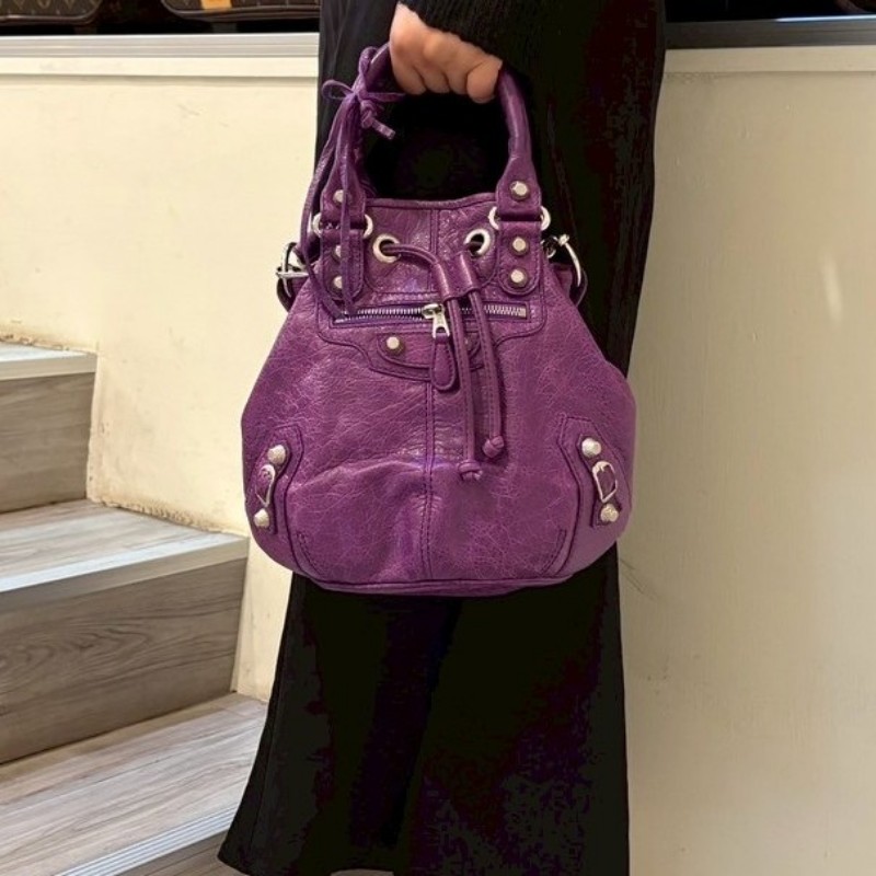 Balenciaga 銀釦紫皮胖胖包 ponpon-3