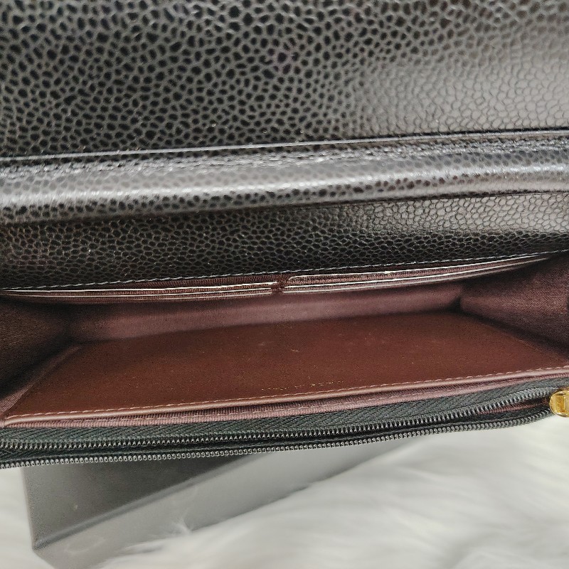 Chanel WOC 黑色 牛皮 中號 金扣顆粒壓花-6