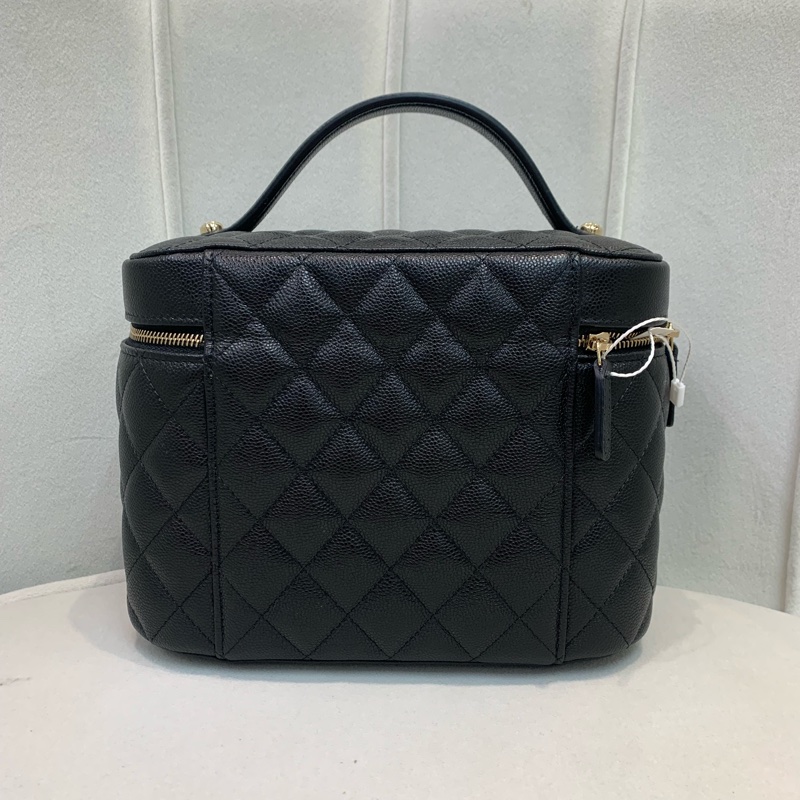 CHANEL 黑色化妝包 O630NY-1