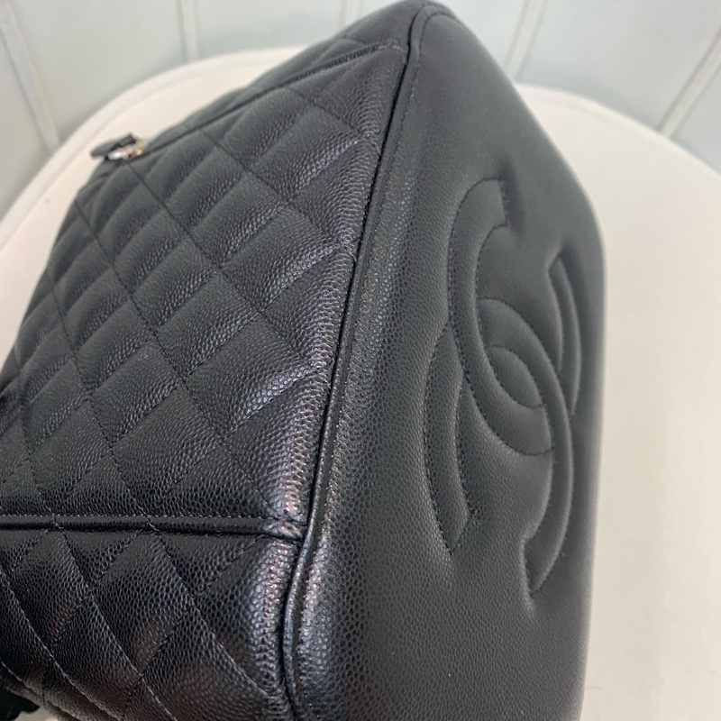 CHANEL 黑色化妝包 O630NY-5