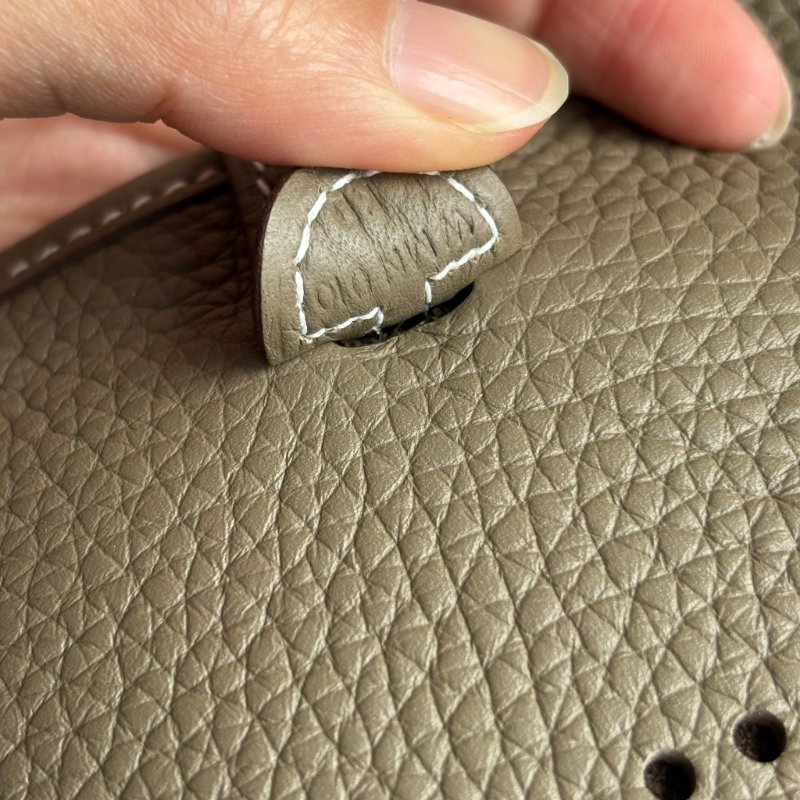 ::HERMÈS:: mini evelyne 大象灰x金 藍織帶背帶 斜背包-17