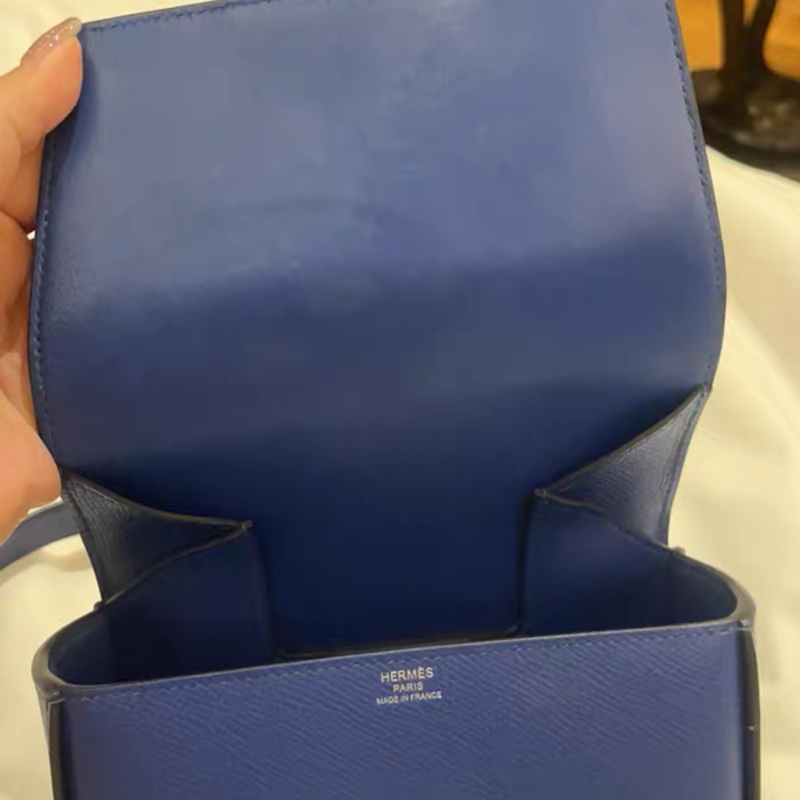 愛馬仕Della屁股包,寶藍色Epsom皮,銀扣,尺寸小巧精緻。-3