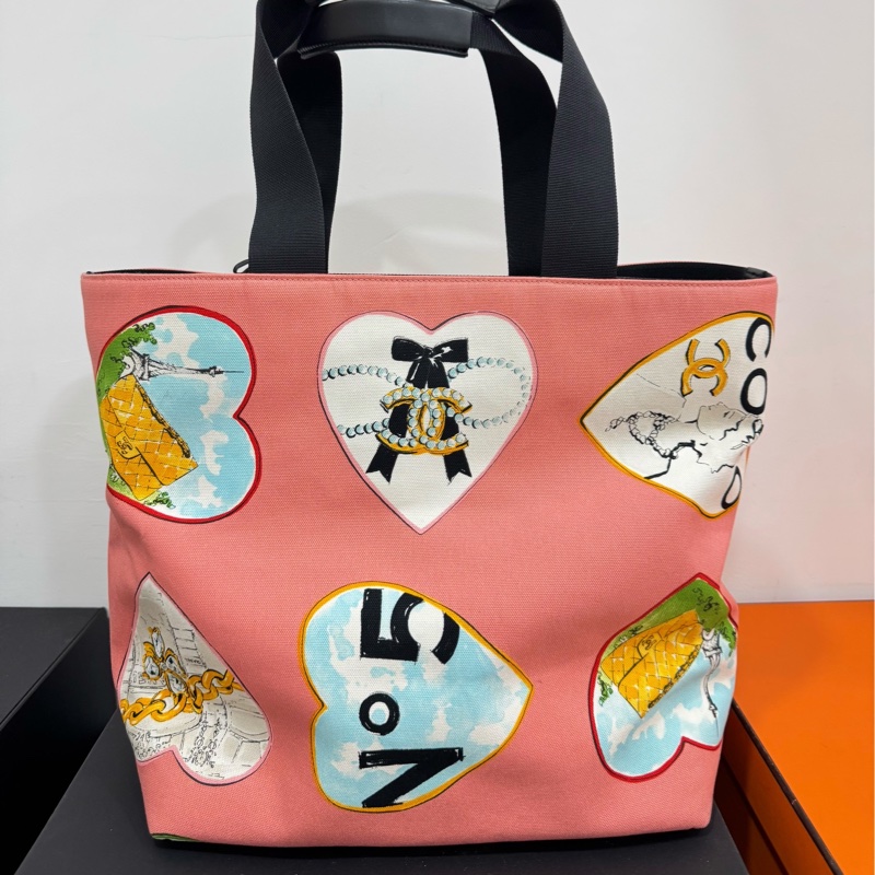 Chanel 香奈兒 粉色愛心 coco 情人節限定 粉色 帆布 托特包 購物包 肩背包 側背包 購物袋-1