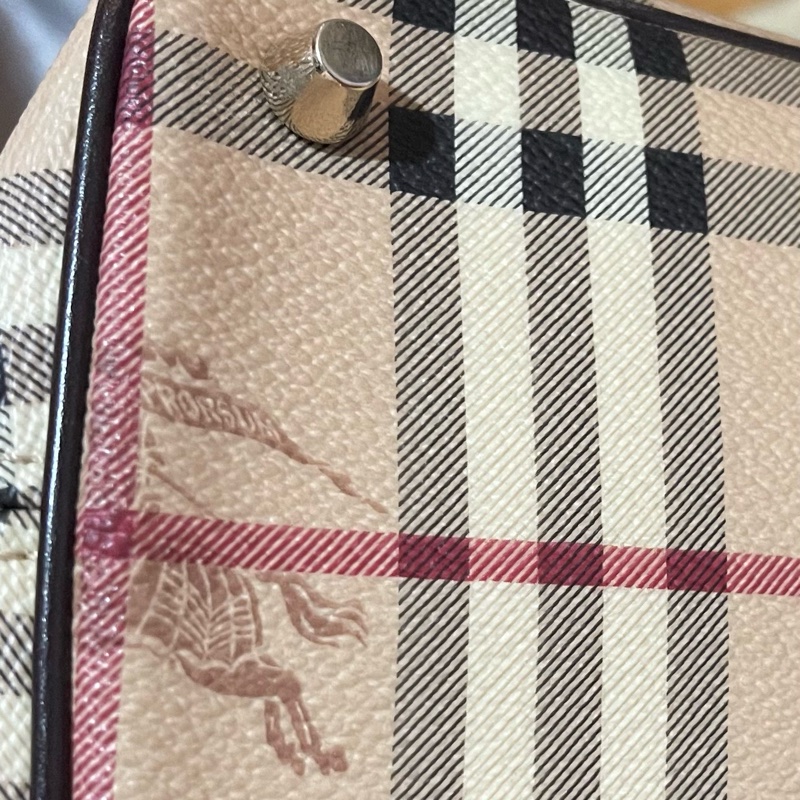 Burberry 經典格紋戰馬托特包-57