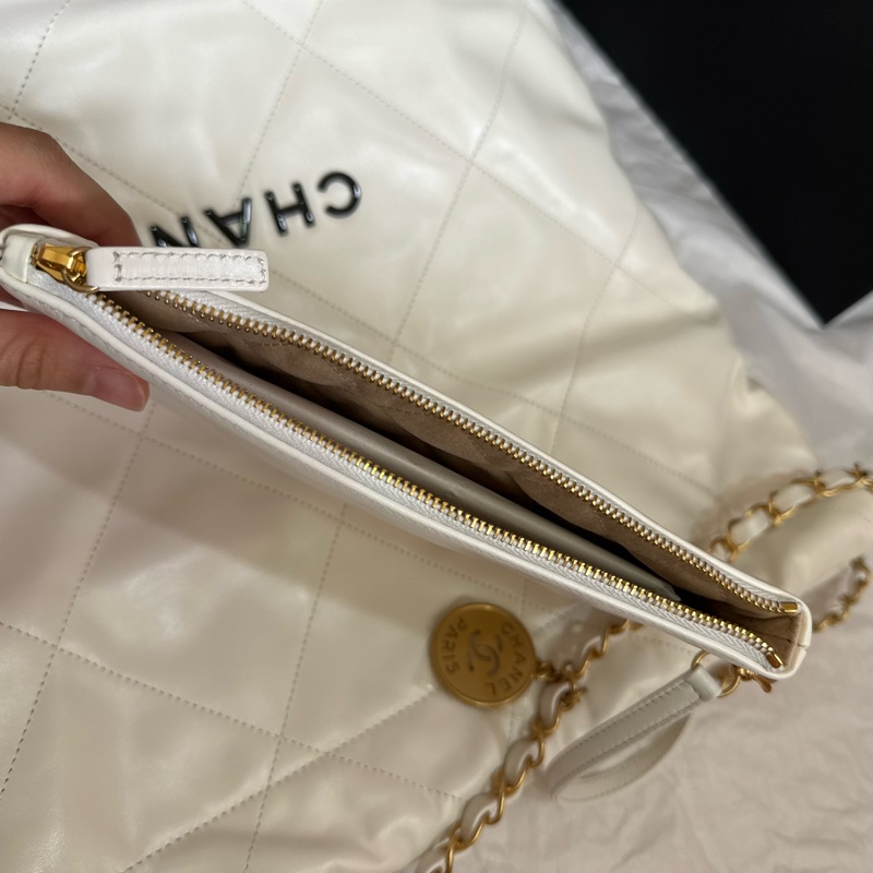 Chanel 香奈兒 22 中號 白黑字金鏈 肩背包/垃圾袋-14