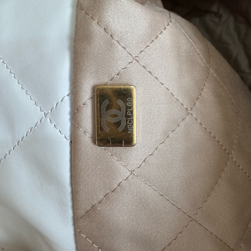 Chanel 香奈兒 22 中號 白黑字金鏈 肩背包/垃圾袋-17