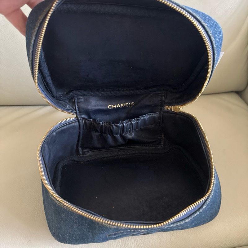 香奈兒牛仔化妝包-3