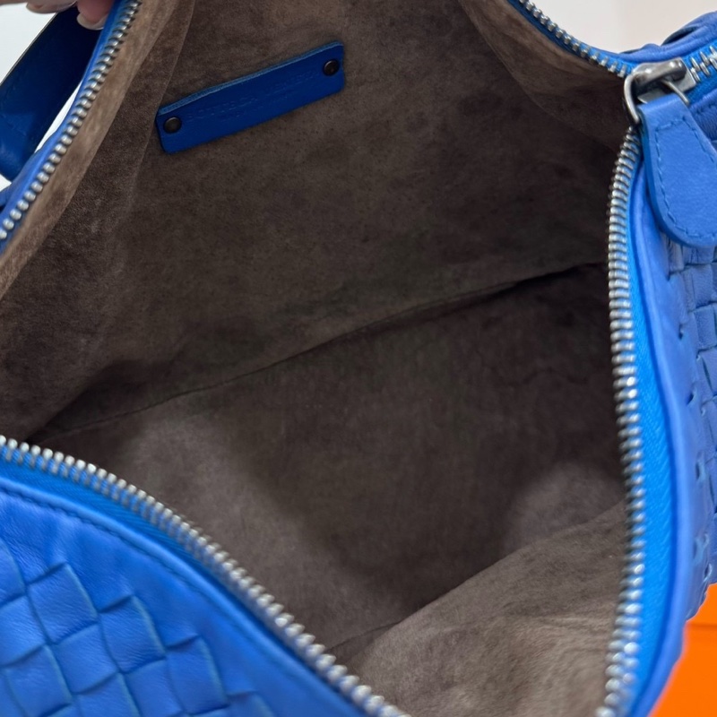 BOTTEGA VENETA BV 葆蝶家 克萊茵藍 全皮 編織 便當包 飯盒包 手提包 肩背包 側背包 腋下包-34