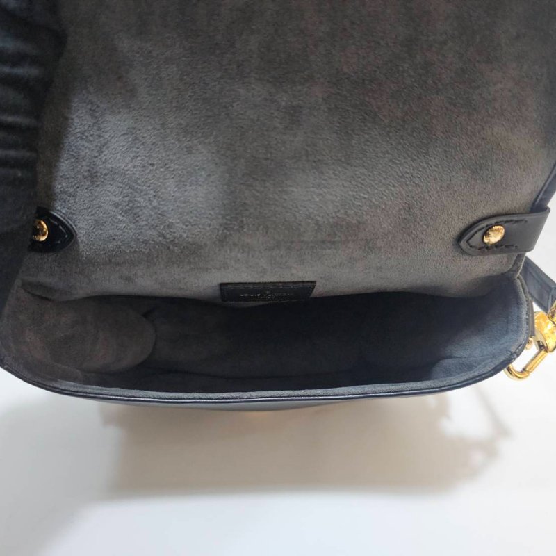 LV 黑Epi SaumarBB金釦下蓋手提斜背包M23469-6
