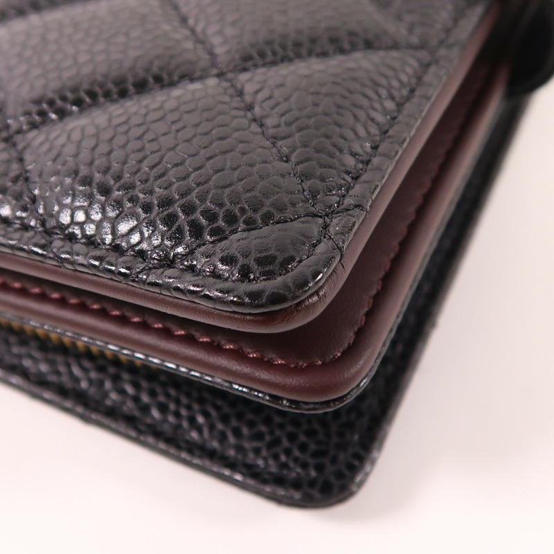 CHANEL 牛皮皮革Fold Wallet金扣錢包-14