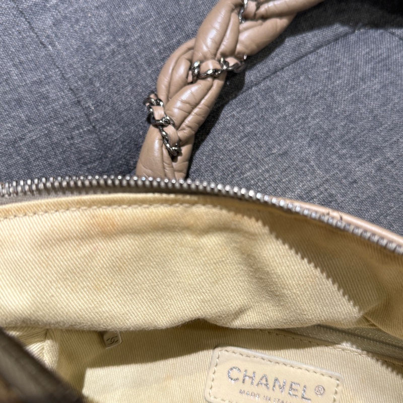 CHANEL 駝色菱格紋牛皮銀鍊泡泡包 手提包 豆腐包-11