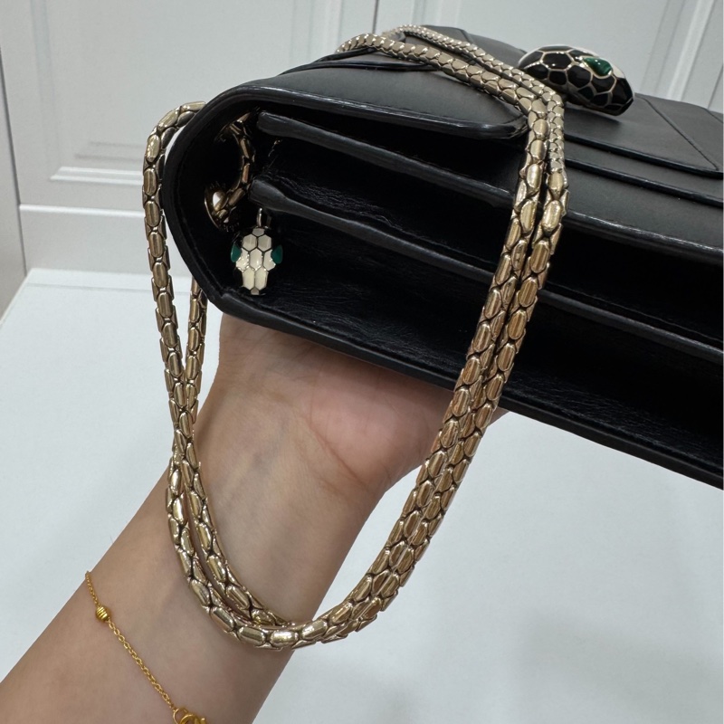 BVLGARI 寶格麗Serpenti Forever 經典 琺瑯 蛇頭 牛皮 黑 鍊條包 斜背包 肩背包 腋下包-17
