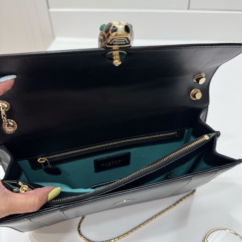 BVLGARI 寶格麗Serpenti Forever 經典 琺瑯 蛇頭 牛皮 黑 鍊條包 斜背包 肩背包 腋下包-25