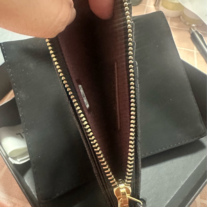 Chanel 香奈兒cf黑金荔枝牛皮卡零錢包 全新品-9