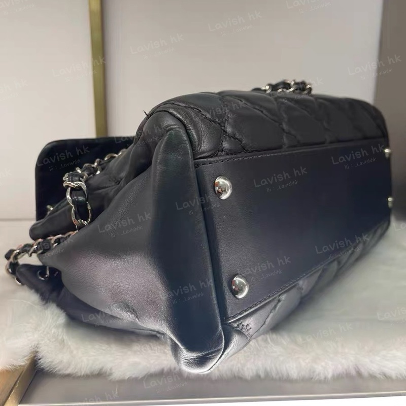 CHANEL 大LOGO琺瑯扣 鏈條包-4