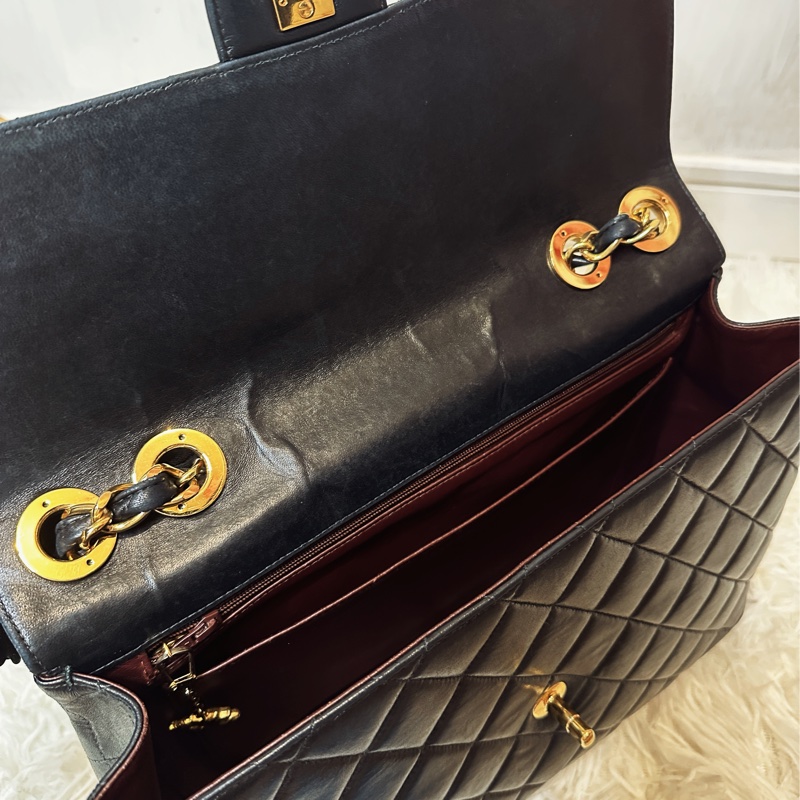 ［babari_vintage]Chanel vintage 30cm貝嫂包 金扣羊皮-11