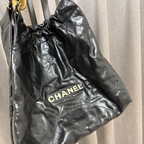 🌺🌺🌺Chanel 22bag  中號，專櫃正品