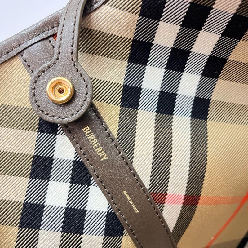 Burberry check black tote bag-5