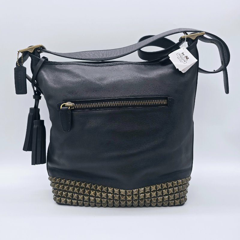 COACH 經典LOGO黃銅做舊鉚釘牛皮 斜背包 單肩包｜26413-1