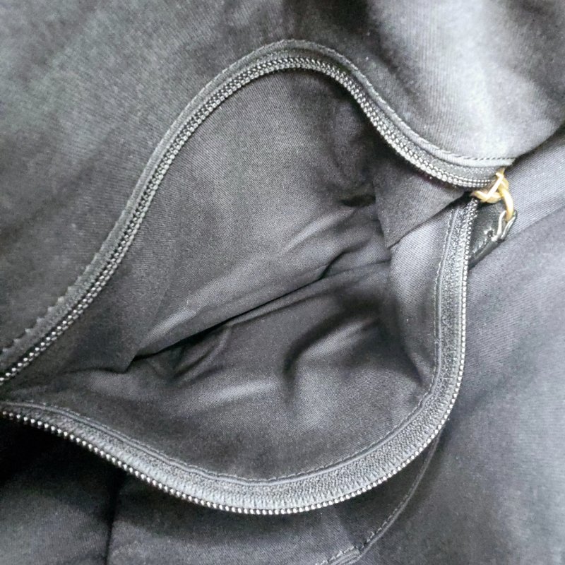 COACH 經典LOGO黃銅做舊鉚釘牛皮 斜背包 單肩包｜26413-12