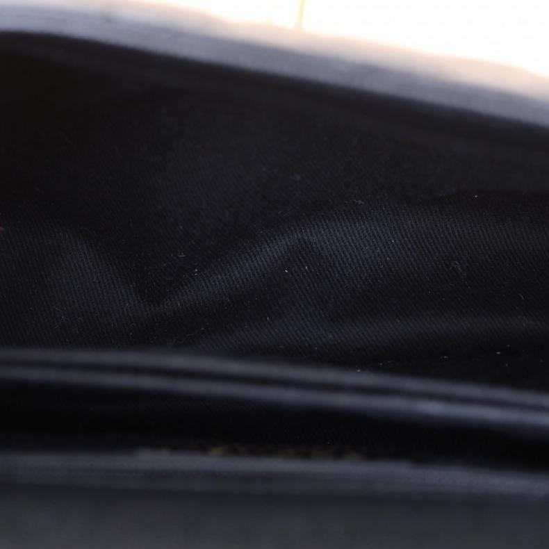 CHANEL(香奈兒) Coco Handle 小號 24cm 黑色 荔枝 28開 金扣 蜥蜴壓紋手柄-4