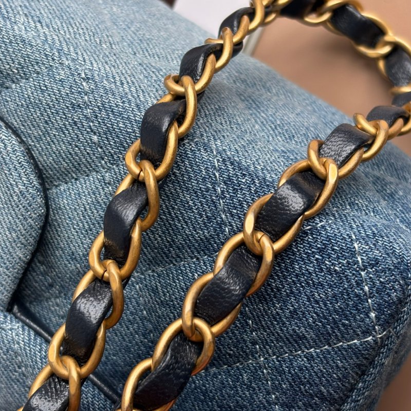 ::CHANEL:: A69900 漸層丹寧金雙C COCO 20-21