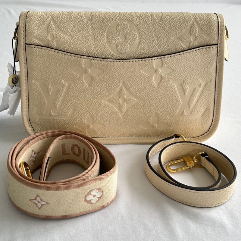 LV奶白色全皮法棍包，尺寸15924cm，專櫃正品MD6515-1