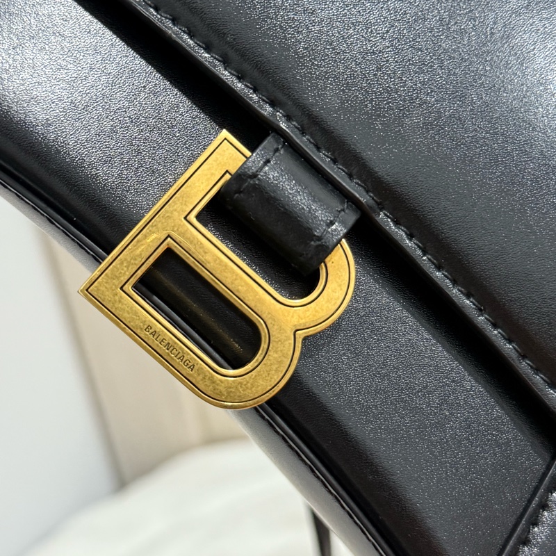 BALENCIAGA沙漏包-1