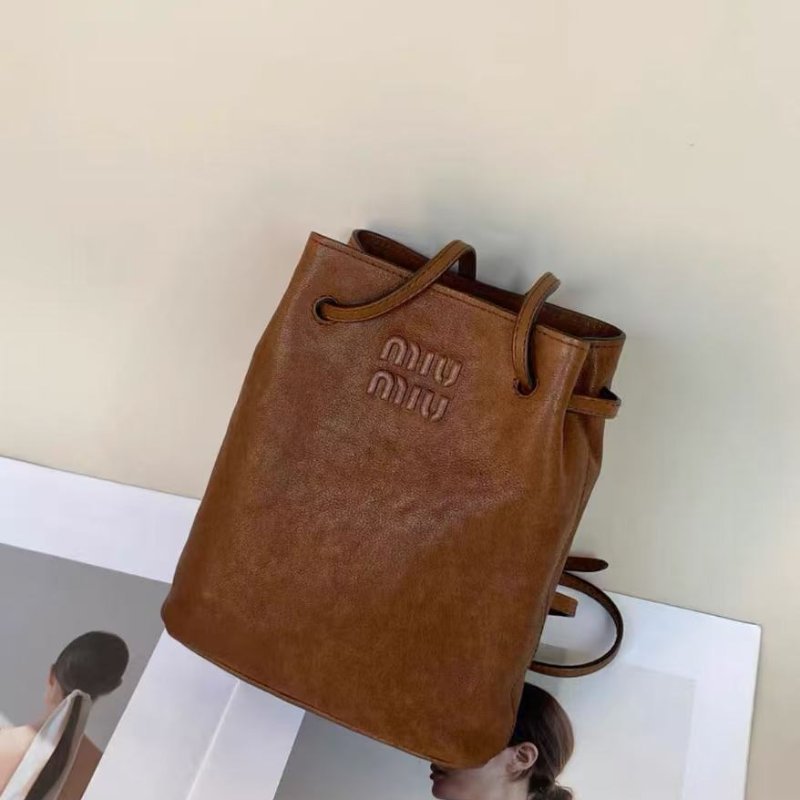 Miu Miu 金棕焦糖色福袋包 mini水桶包 17*6*14cm 98新 配件塵袋-1