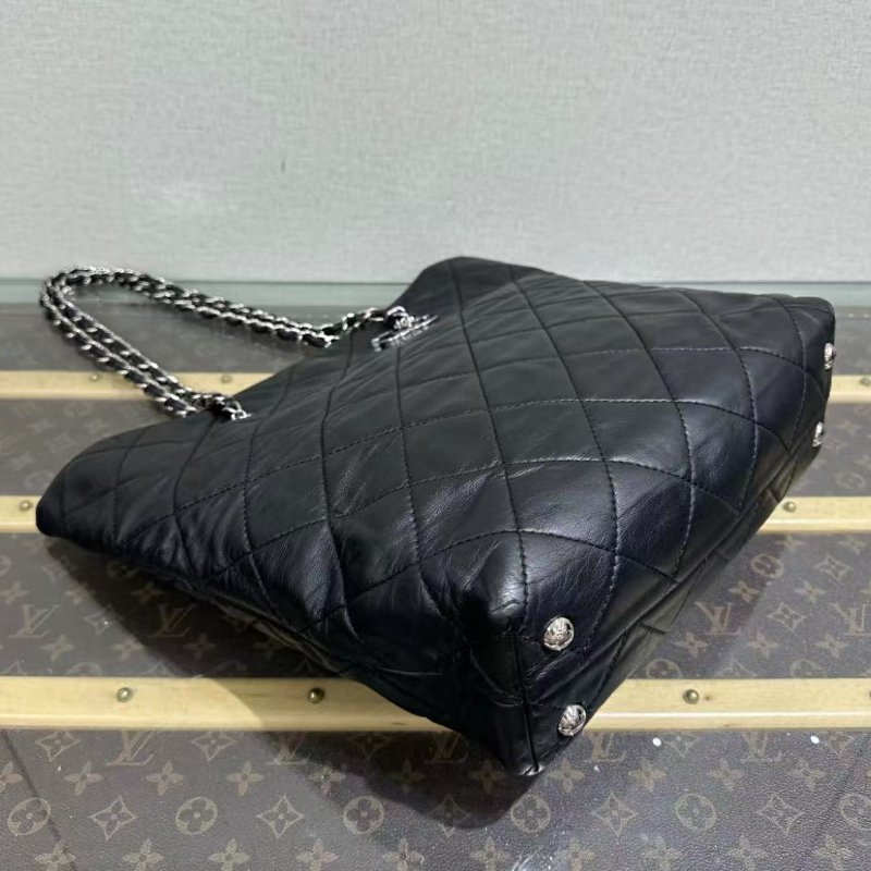 ✨Chanel 黑銀菱格紋手提肩背包 30*34*10 98新 配件塵袋-3