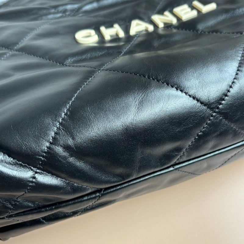 ::CHANEL:: AS3260黑色白字樣22BAG小款-11