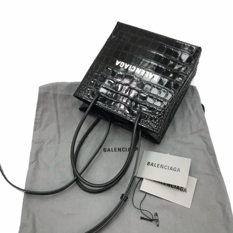 Balenciaga black handbag-1