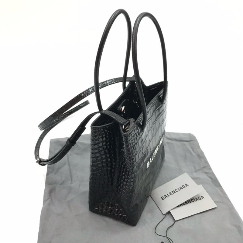 Balenciaga black handbag-2