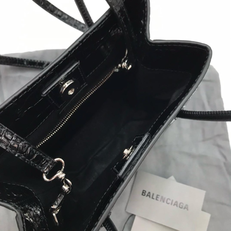 Balenciaga black handbag-3