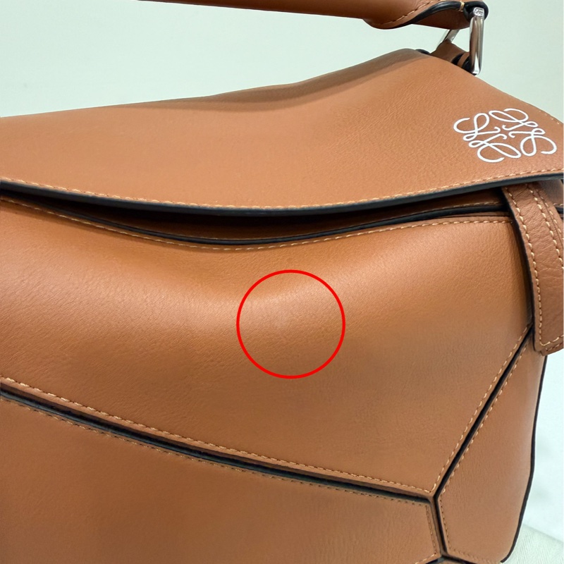LOEWE 經典小牛皮Puzzle斜背包 大號 焦糖色(全新閒置)-8