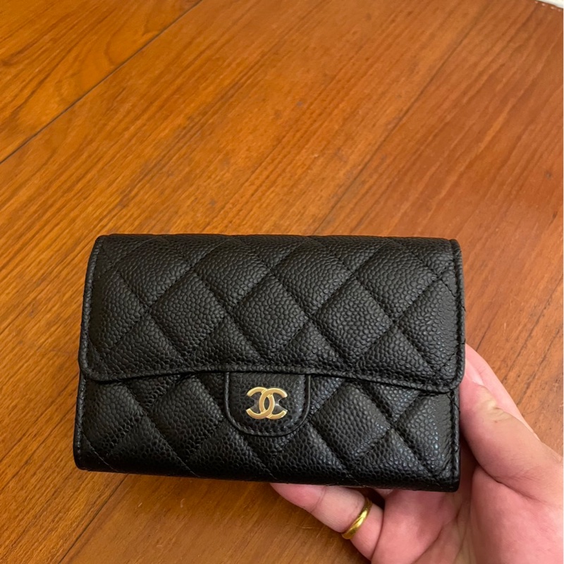 CHANEL 黑荔枝金雙C三折中夾 超級夯-0